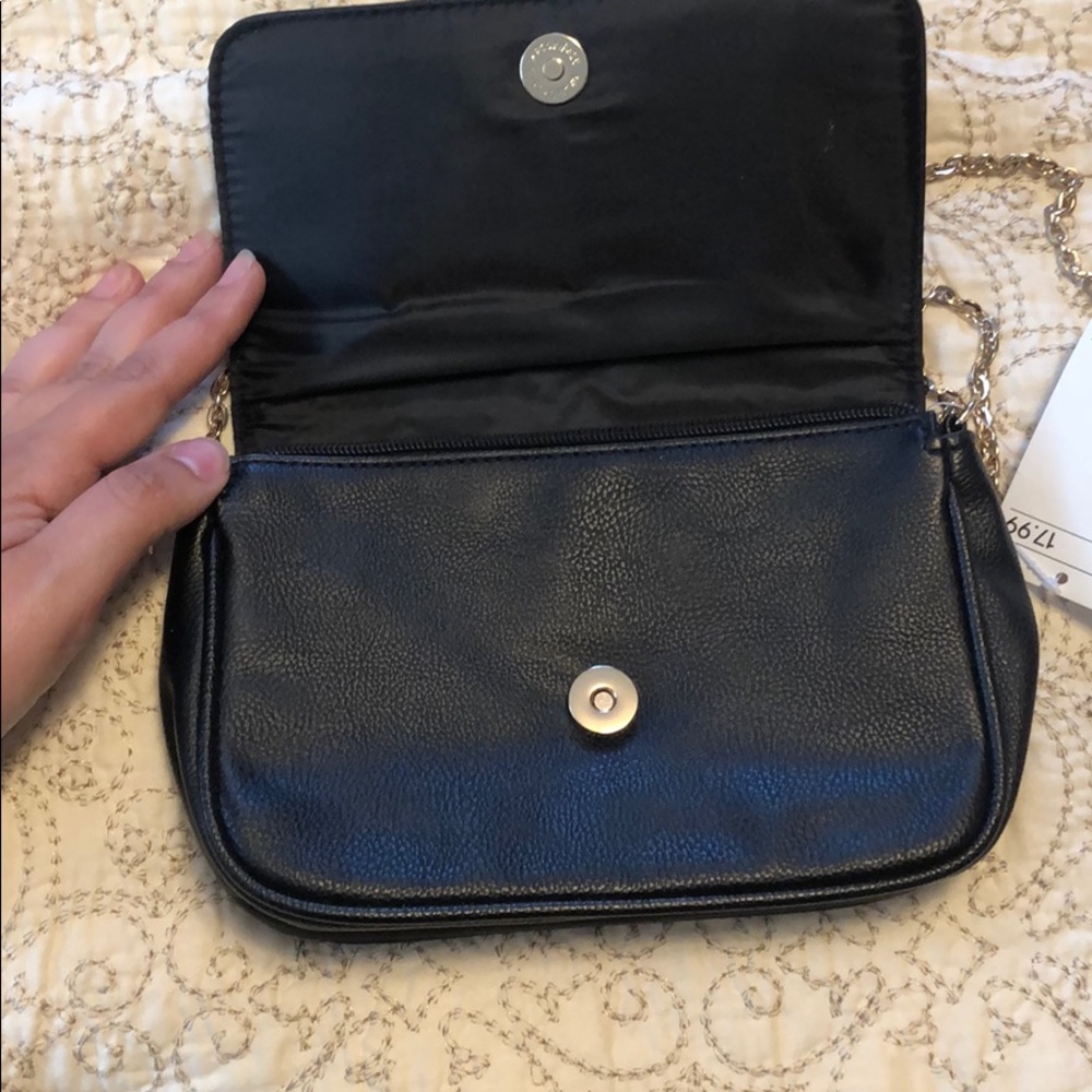 NWT purse - Picture 2 of 4